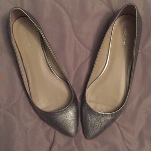 Women’s Joe’s Silver Flat - Size 10